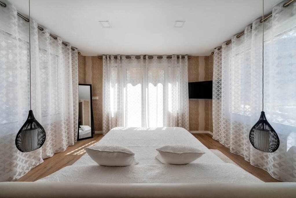 Appartement La Concha Beach Deluxe Private Entrance & Terrace